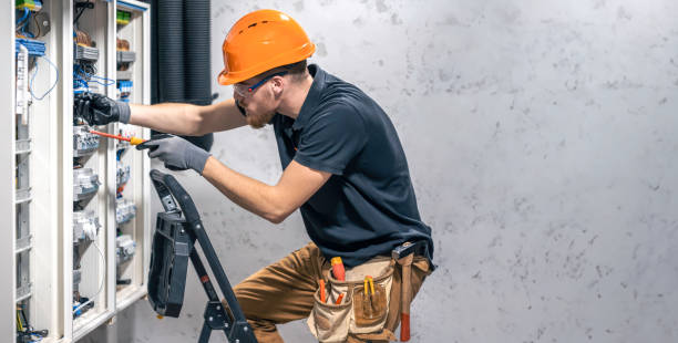 Best Electric Panel Repair  in Clovis, CA